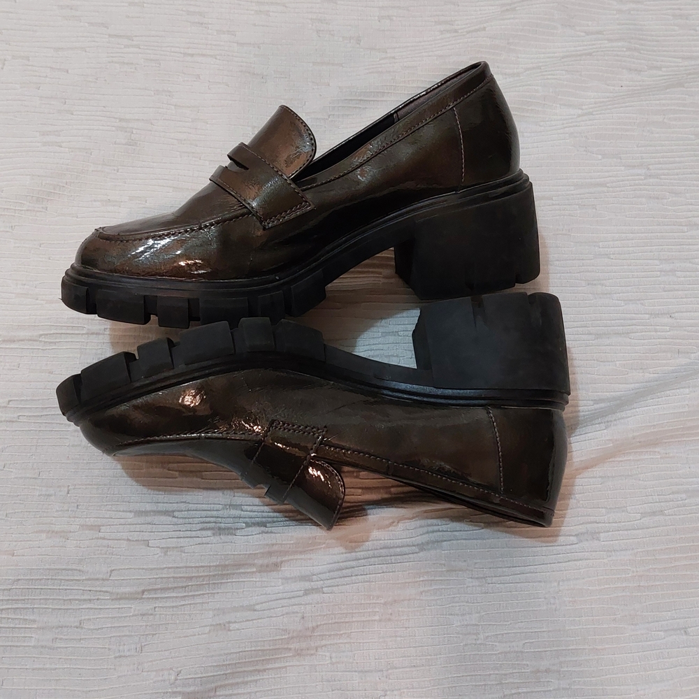 Crown Vintage Shiny Dark Brown Patent Lug Sole Loafers - Picture 6 of 11